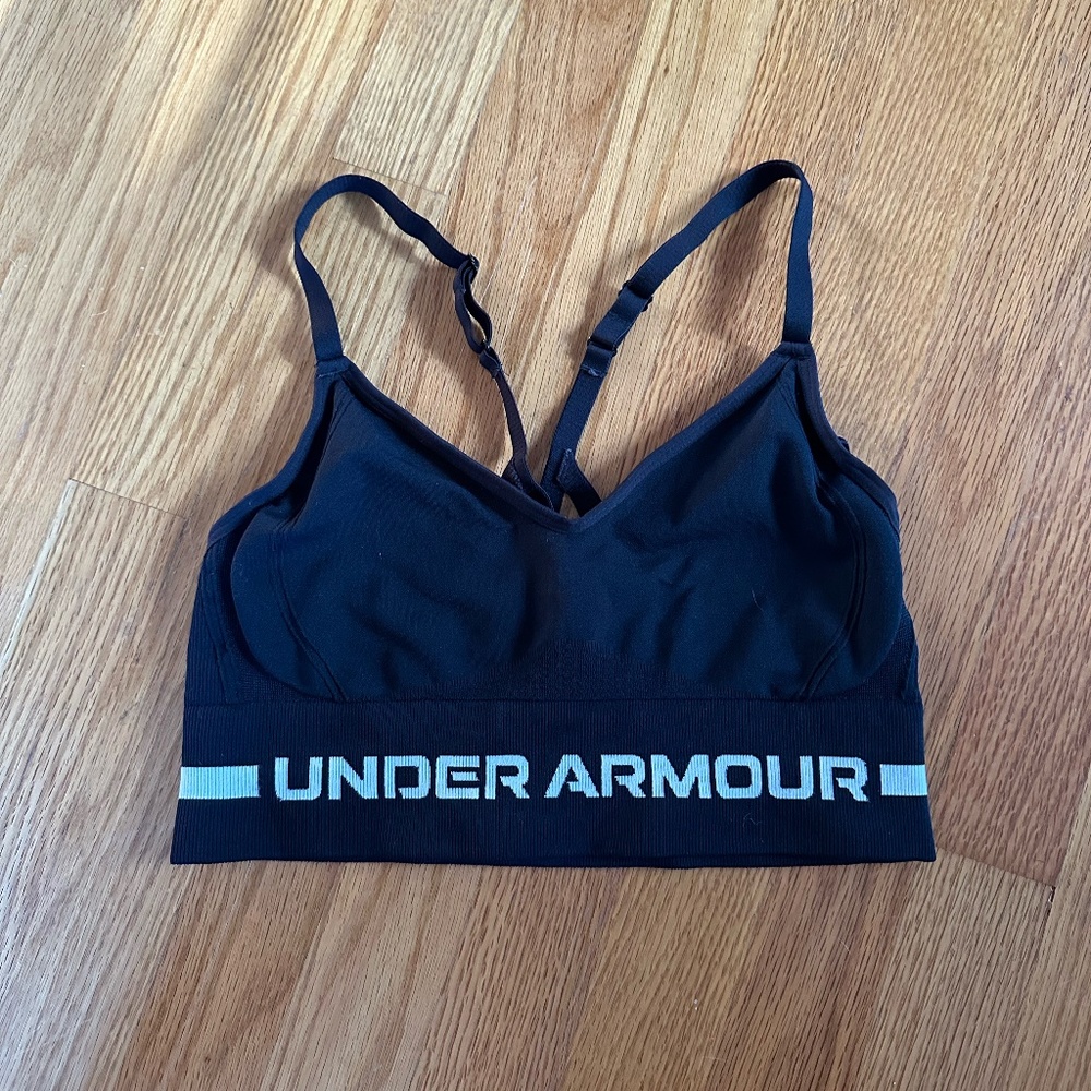 Black Seamless Under Armour Sports Bra